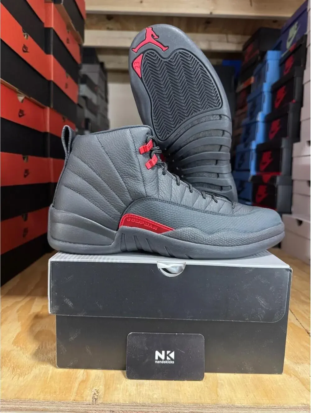 Air Jordan 12 Retro 'Bloodline' CT8013-003 Size 10M